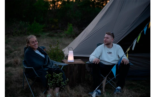 Linterna Easy Camp Heckler Cable Micro USB 12 X 12 X 20 Cm - Imagen 4