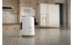 Mr. Beams MB750 Luz Nocturna LED Móvil Con Detector De Movimiento Funciona Con Pilas Blanco